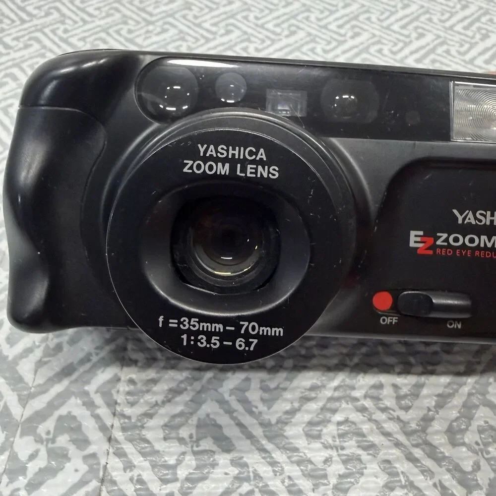 Yashica EZ Zoom 70 35mm Film Camera w/ Case & Manual - Tested & Working READ!